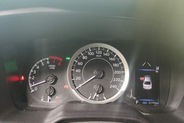 Used Toyota Levin 2019 185T CVT Luxury Edition China VI Standard Odometer Close Up