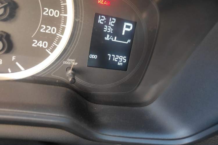 Used Toyota Levin 2019 185T CVT Entry-Level Version China VI Standard Odometer Close Up