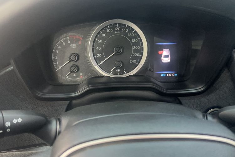 Used Toyota Levin 2019 185T CVT Luxury Edition China VI Standard Odometer Close Up
