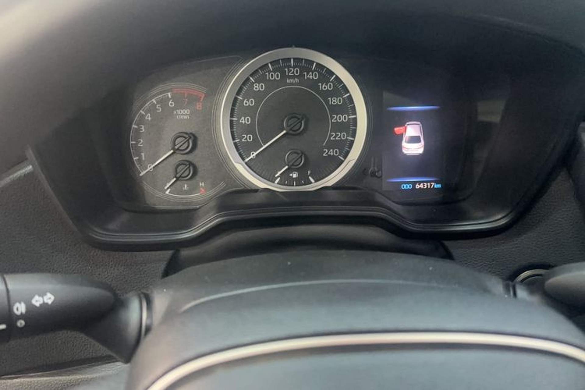 Used Toyota Levin 2019 185T CVT Luxury Edition China VI Standard Odometer Close Up