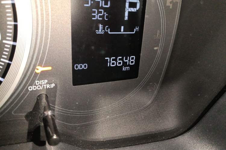 Used Toyota Levin 2019 185T CVT Entry-Level Version China VI Standard Odometer Close Up