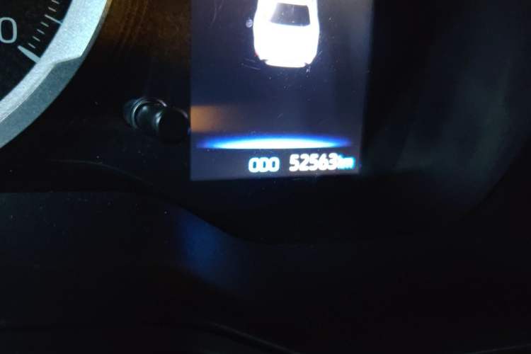 Used Toyota Levin 2019 185T CVT Sport Edition China VI Standard Odometer Close Up