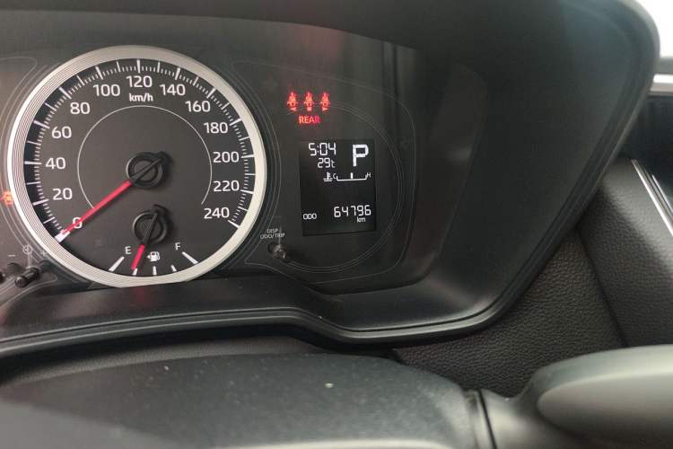 Used Toyota Levin 2019 185T CVT Entry-Level Version China VI Standard Odometer Close Up