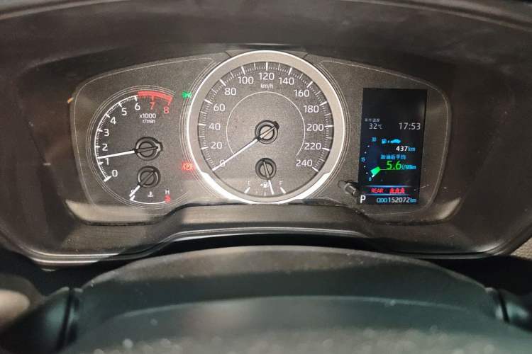 Used Toyota Levin 2019 185T CVT Luxury Edition China VI Standard Odometer Close Up