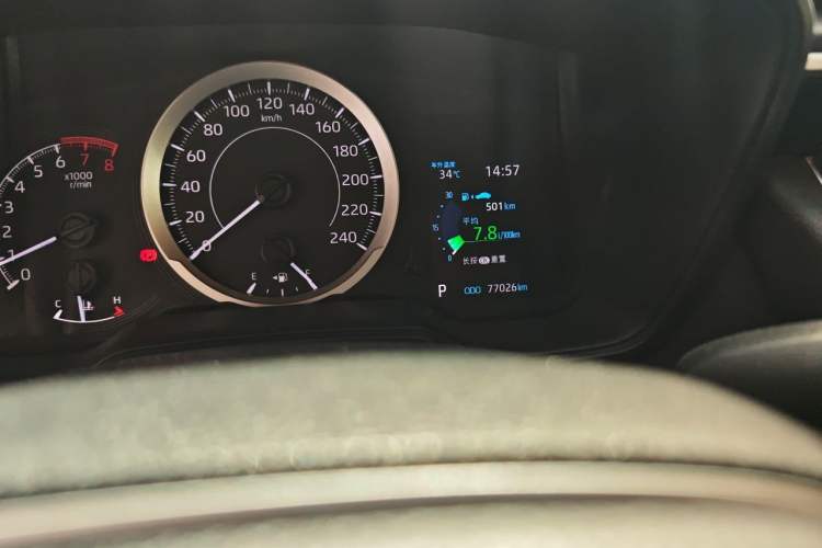 Used Toyota Levin 2019 185T CVT Sport Edition China VI Standard Odometer Close Up