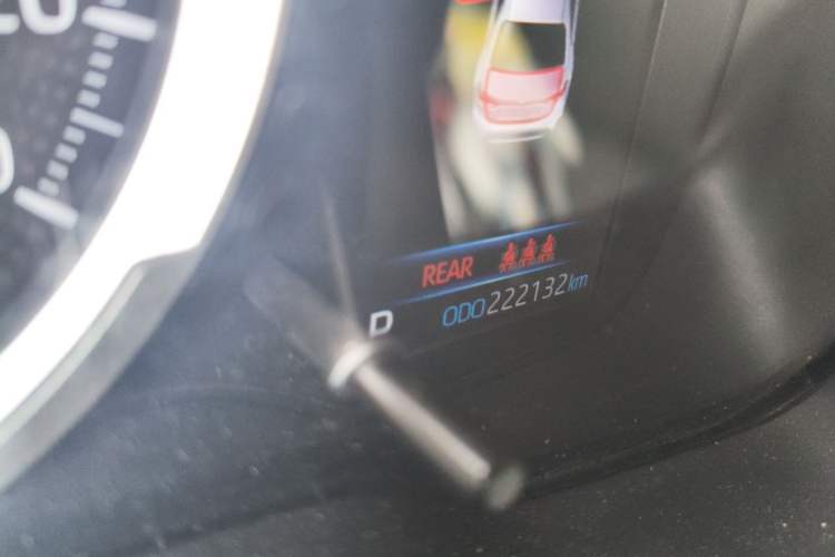 Used Toyota Levin 2019 Dual-Engine 1.8H E-CVT Entry-Level Model China VI Standard Odometer Close Up