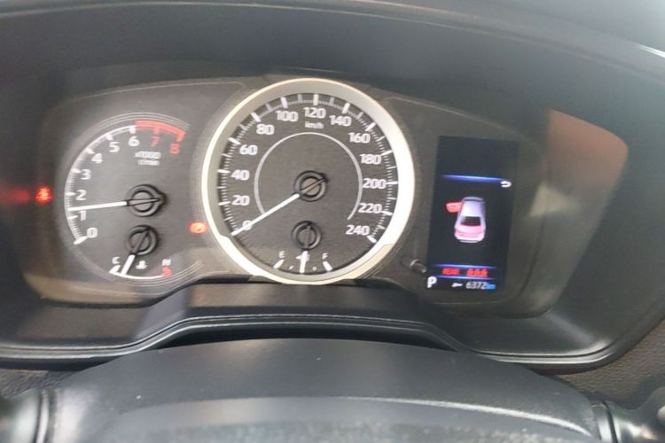 Used Toyota Levin 2019 185T CVT Luxury Edition China VI Standard Odometer Close Up