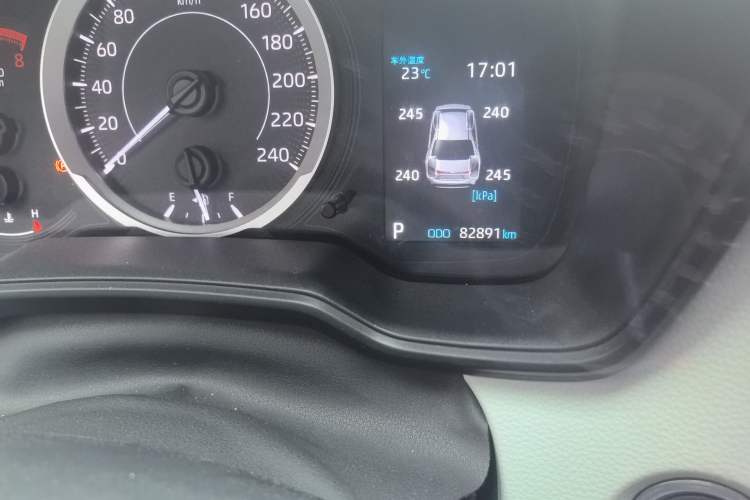 Used Toyota Levin 2019 185T CVT Luxury Edition China VI Standard Odometer Close Up