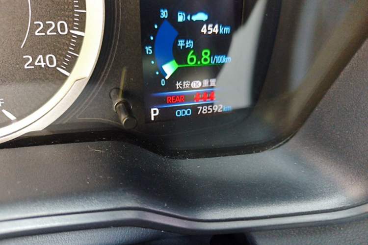 Used Toyota Levin 2019 185T CVT Luxury Edition China VI Standard Odometer Close Up
