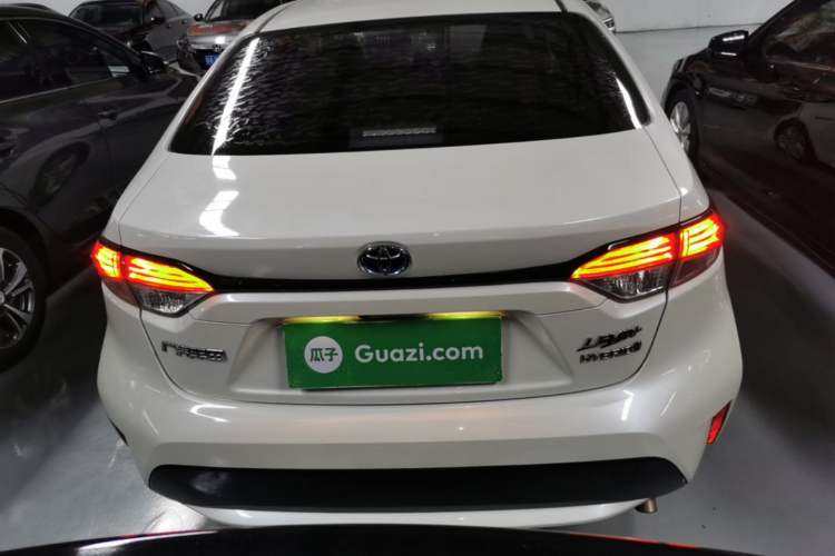 Used Toyota Levin 2019 Dual-Engine 1.8H E-CVT Luxury Edition China VI Standard Rear
