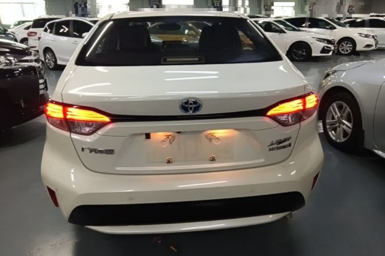 Used Toyota Levin 2019 Dual-Engine 1.8H E-CVT Luxury Edition China VI Standard Rear