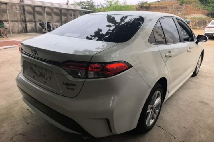 Used Toyota Levin 2019 185T CVT Luxury Edition China VI Standard Rear Right 45 Deg