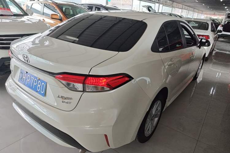 Used Toyota Levin 2019 185T CVT Luxury Edition China VI Standard Rear Right 45 Deg