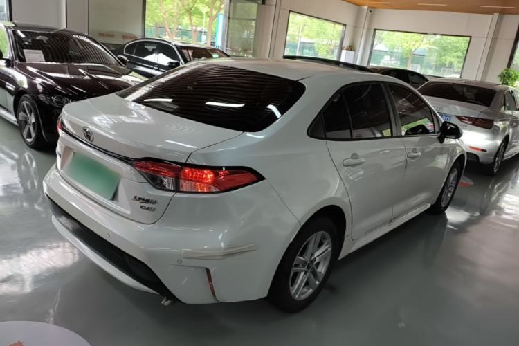 Used Toyota Levin 2019 185T CVT Luxury Edition China VI Standard Rear Right 45 Deg