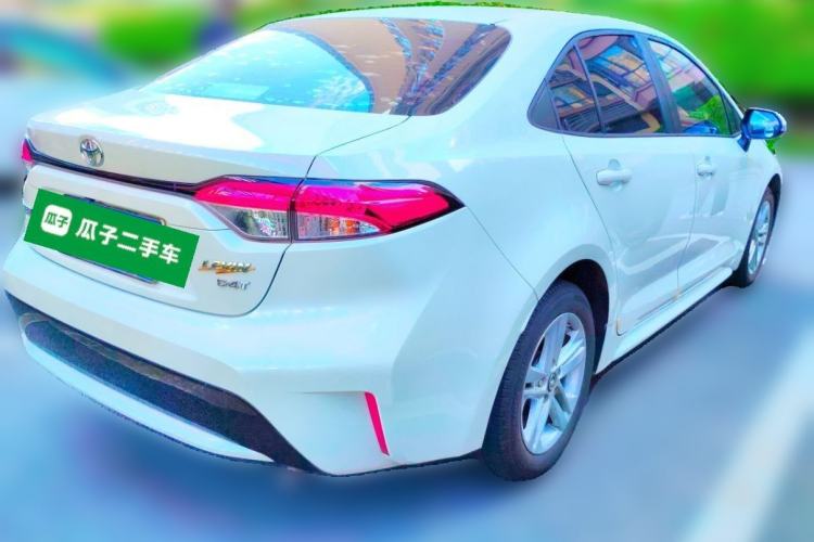 Used Toyota Levin 2019 185T CVT Luxury Edition China VI Standard Rear Right 45 Deg