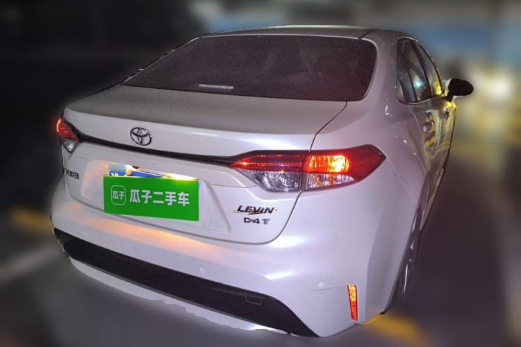 Used Toyota Levin 2019 185T CVT Luxury Edition China VI Standard Rear Right 45 Deg