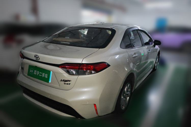 Used Toyota Levin 2019 185T CVT Luxury Edition China VI Standard Rear Right 45 Deg