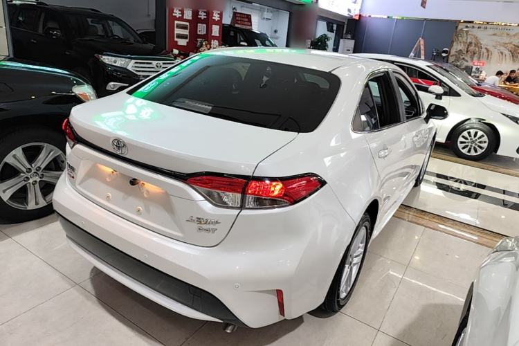 Used Toyota Levin 2019 185T CVT Luxury Edition China VI Standard Rear Right 45 Deg
