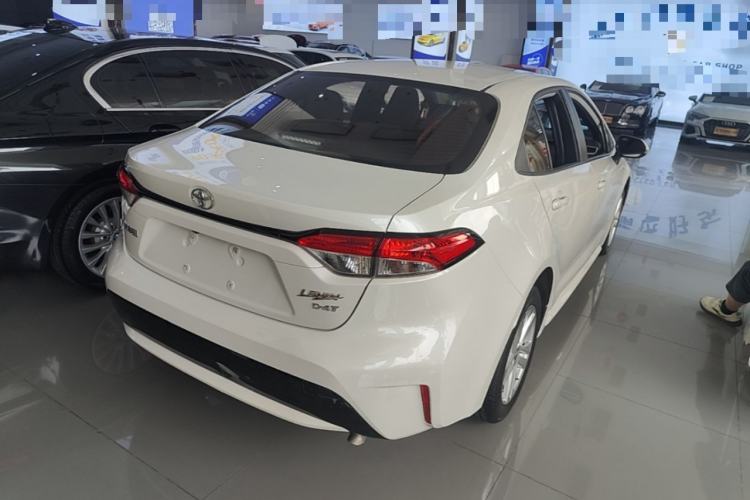 Used Toyota Levin 2019 185T CVT Luxury Edition China VI Standard Rear Right 45 Deg