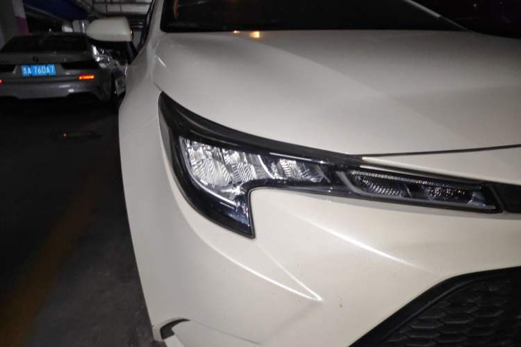 Used Toyota Levin 2019 185T CVT Entry-Level Version China VI Standard Right Front Headlight