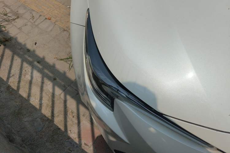 Used Toyota Levin 2019 Dual-Engine 1.8H E-CVT Sport Edition China VI Standard Right Front Headlight