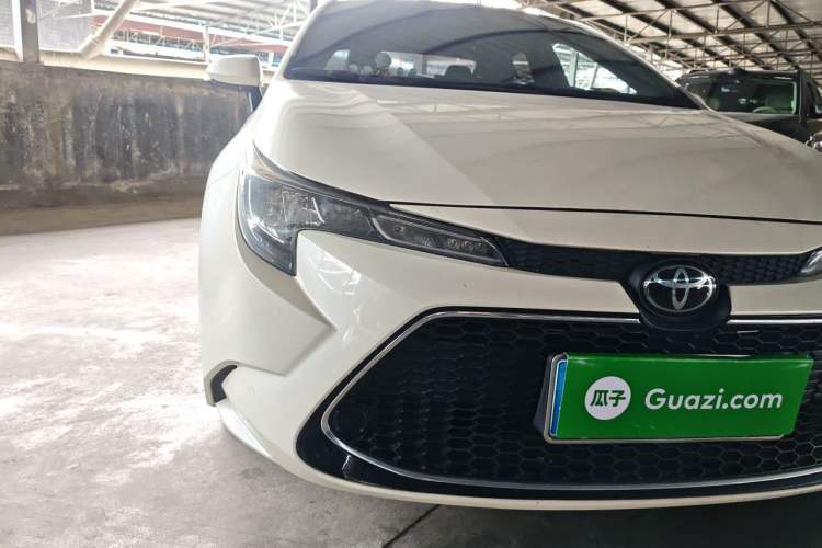 Used Toyota Levin 2019 185T CVT Luxury Edition China VI Standard Right Front Headlight