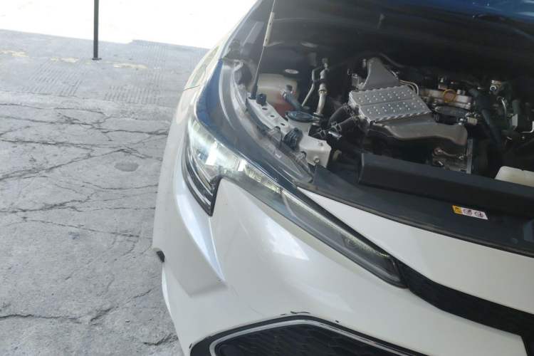 Used Toyota Levin 2019 185T CVT Luxury Edition China VI Standard Right Front Headlight