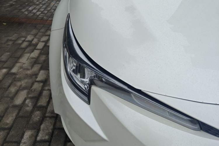 Used Toyota Levin 2019 Dual-Engine 1.8H E-CVT Luxury Edition China VI Standard Right Front Headlight