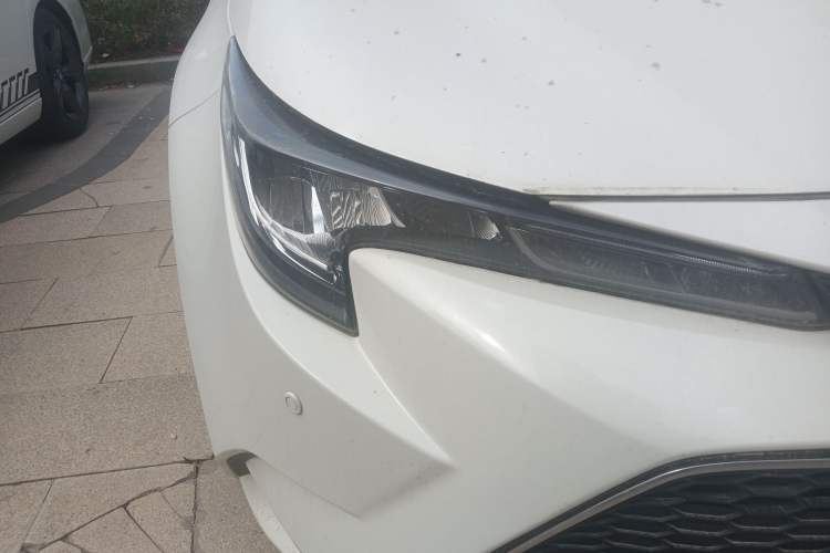 Used Toyota Levin 2019 185T CVT Luxury Edition China VI Standard Right Front Headlight