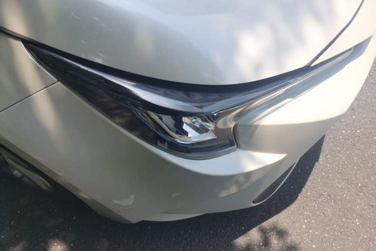 Used Toyota Levin 2019 185T CVT Luxury Edition China VI Standard Right Front Headlight