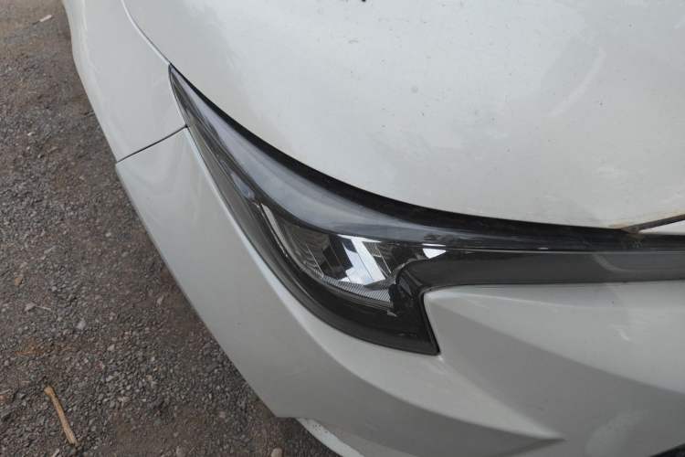 Used Toyota Levin 2019 185T CVT Luxury Edition China VI Standard Right Front Headlight