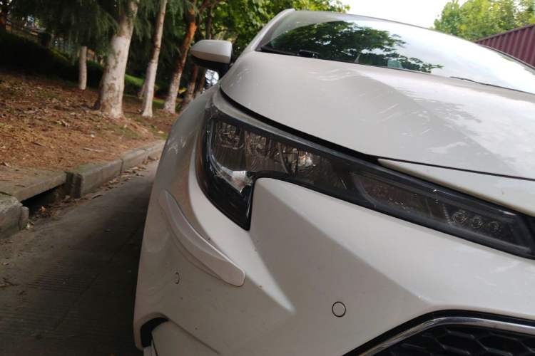 Used Toyota Levin 2019 185T CVT Luxury Edition China VI Standard Right Front Headlight