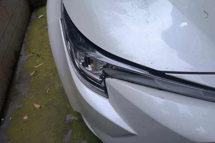 Used Toyota Levin 2019 185T CVT Luxury Edition China VI Standard Right Front Headlight