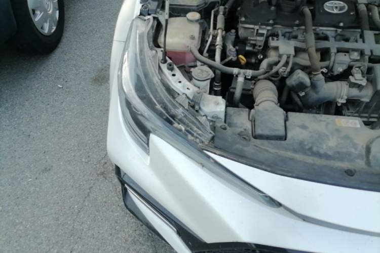 Used Toyota Levin 2019 Dual-Engine 1.8H E-CVT Sport Edition China VI Standard Right Front Headlight