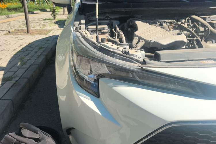 Used Toyota Levin 2019 185T CVT Luxury Edition China VI Standard Right Front Headlight