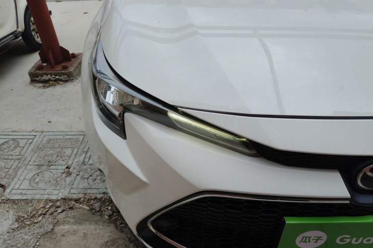 Used Toyota Levin 2019 185T CVT Luxury Edition China VI Standard Right Front Headlight