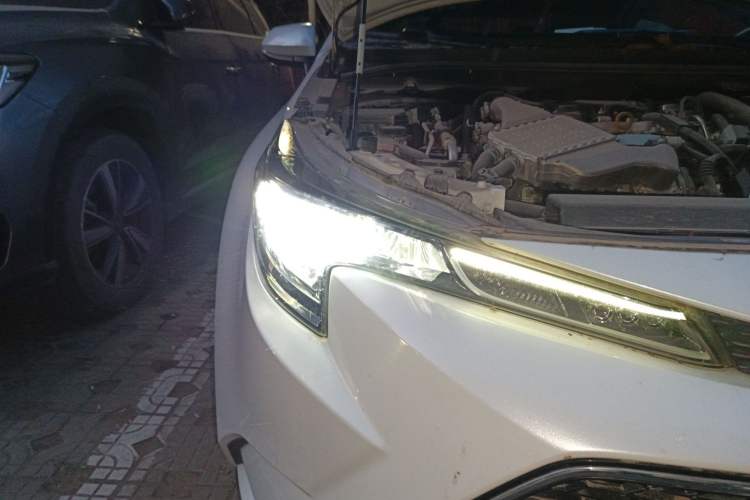 Used Toyota Levin 2019 185T CVT Luxury Edition China V Standard Right Front Headlight