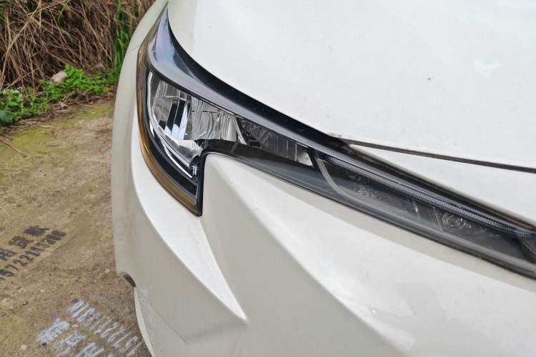 Used Toyota Levin 2019 185T CVT Luxury Edition China VI Standard Right Front Headlight