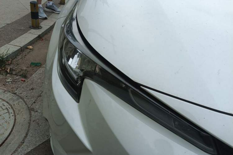 Used Toyota Levin 2019 Dual-Engine 1.8H E-CVT Luxury Edition China VI Standard Right Front Headlight