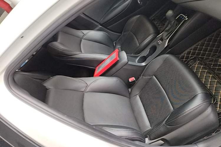 Used Toyota Levin 2019 185T CVT Luxury Edition China VI Standard Right Front Seat