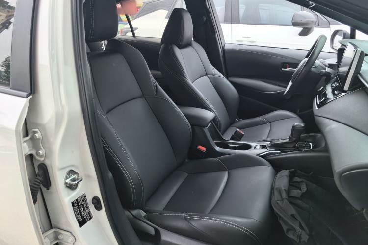 Used Toyota Levin 2019 185T CVT Luxury Edition China VI Standard Right Front Seat