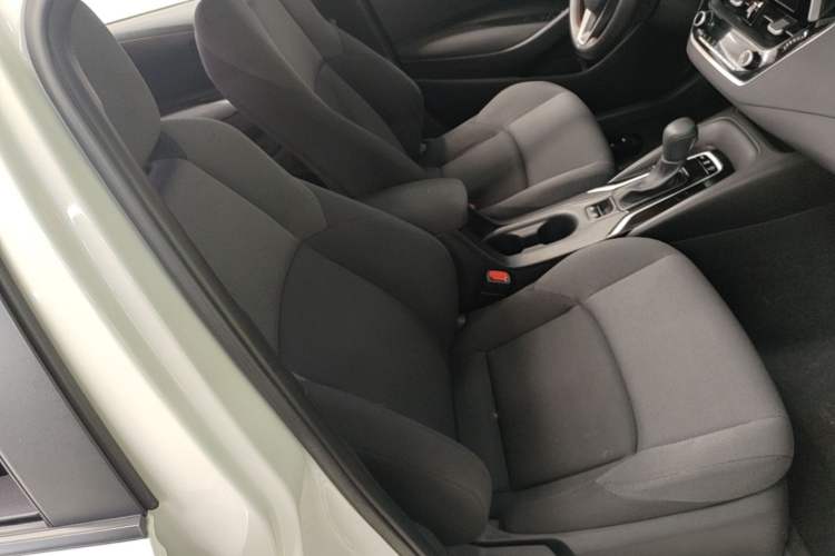 Used Toyota Levin 2019 185T CVT Luxury Edition China VI Standard Right Front Seat