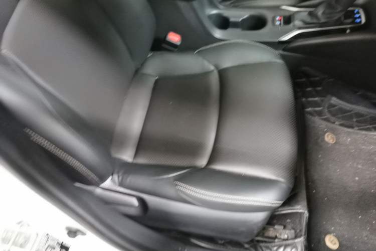 Used Toyota Levin 2019 185T CVT Luxury Edition China VI Standard Right Front Seat