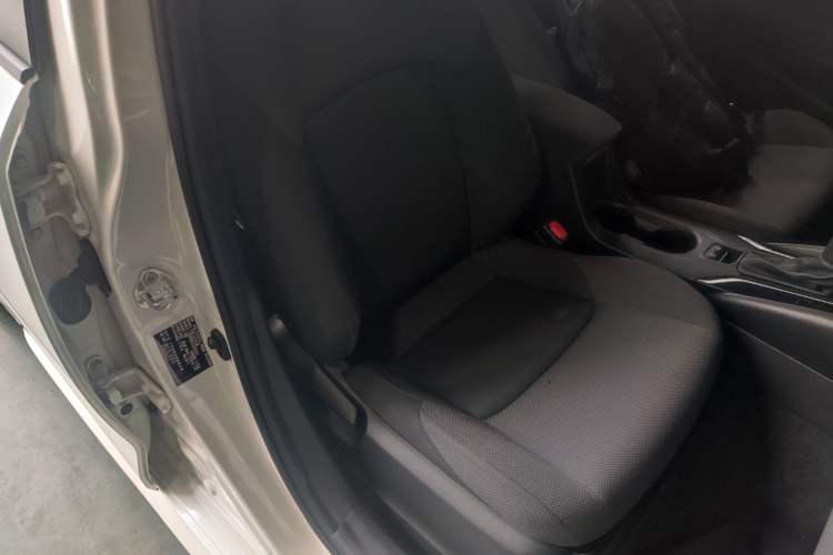 Used Toyota Levin 2019 185T CVT Luxury Edition China VI Standard Right Front Seat