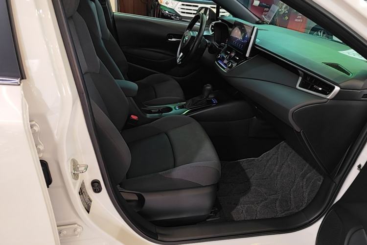 Used Toyota Levin 2019 185T CVT Luxury Edition China VI Standard Right Front Seat