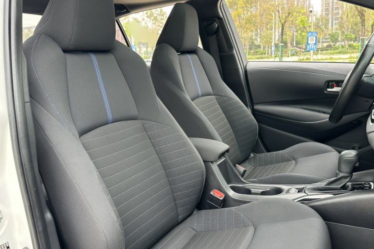 Used Toyota Levin 2019 185T CVT Sport Edition China VI Standard Right Front Seat
