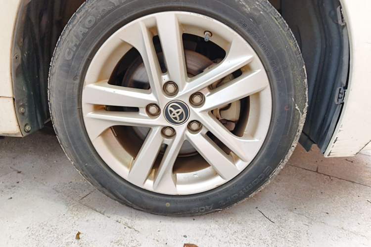 Used Toyota Levin 2019 185T CVT Luxury Edition China VI Standard Right Front Wheel Hub