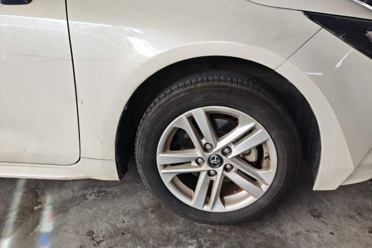 Used Toyota Levin 2019 185T CVT Luxury Edition China VI Standard Right Front Wheel Hub