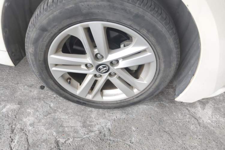 Used Toyota Levin 2019 185T CVT Luxury Edition China VI Standard Right Front Wheel Hub
