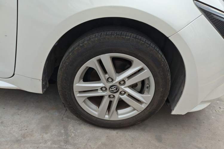 Used Toyota Levin 2019 185T CVT Luxury Edition China VI Standard Right Front Wheel Hub